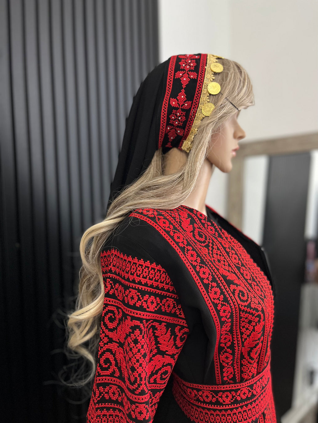 Palestanin Embroidered headband with coins Veil (3 colours)