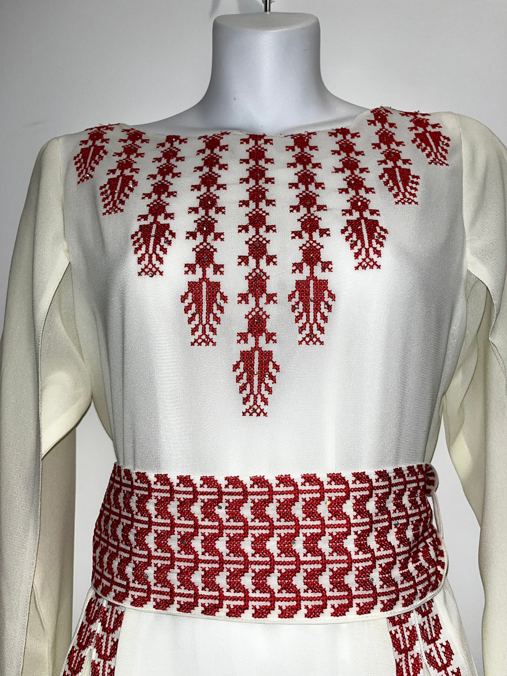 Bridal Cape Sleeve Modern Embroidered Thobe (Off-White)