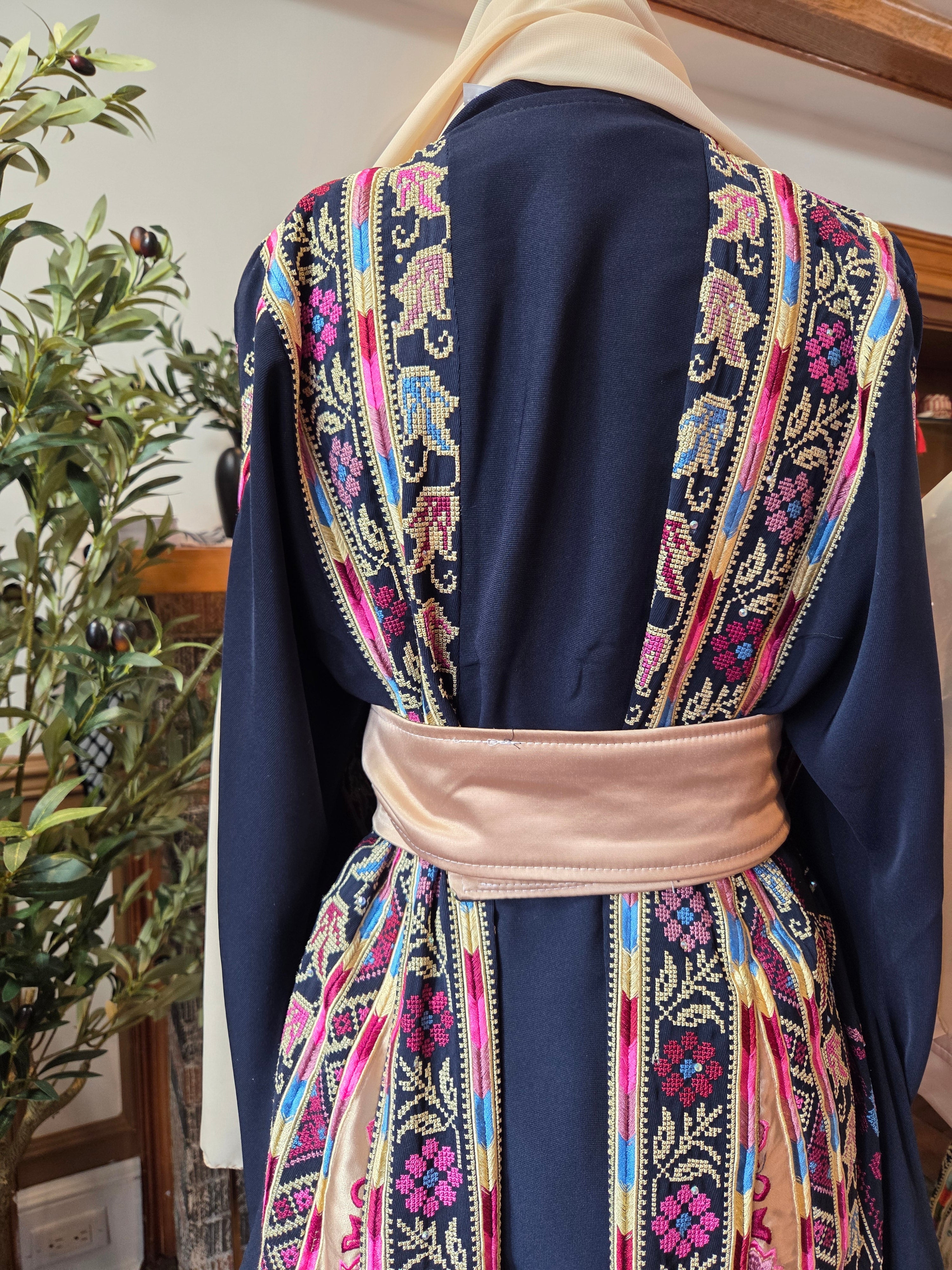 Tulip Thobe - Blue Flower Traditional Full Tatreez Back and Front Palestinian Thobe With Matching Head Veil
