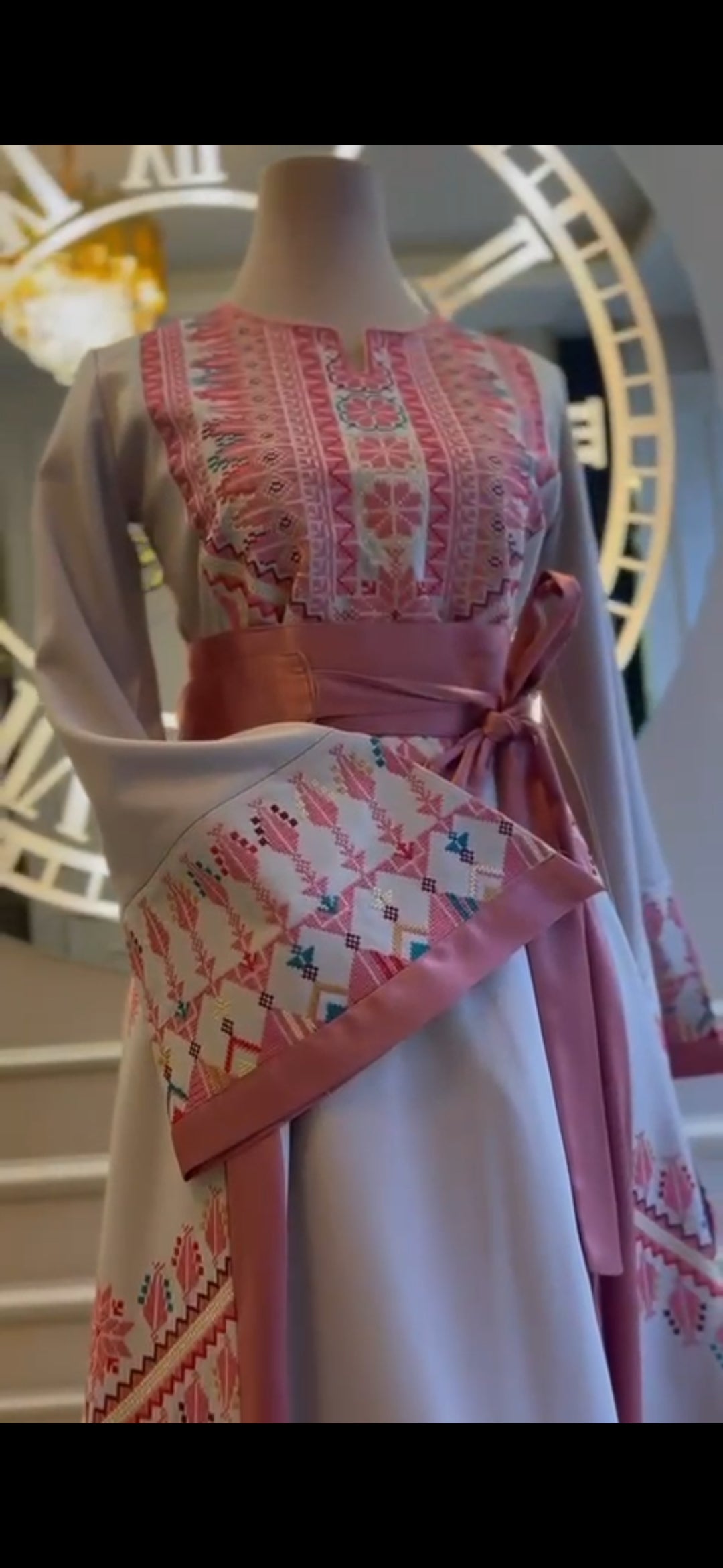 Asia Thobe Pink & Beige Modern Full tatreez & Satin back and front Thobe With Matching head Veil