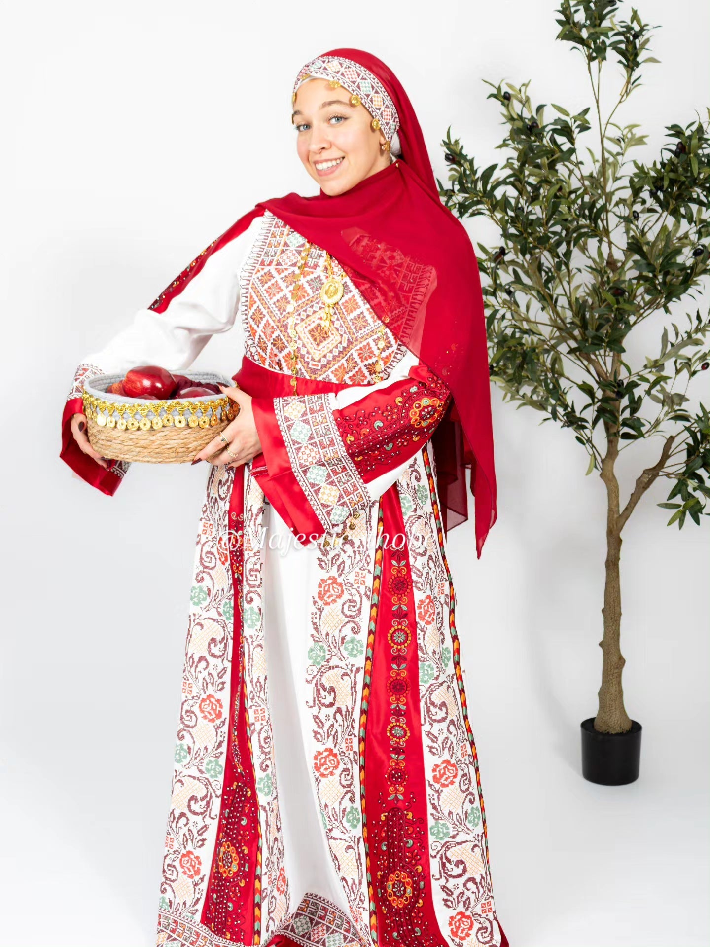 The Nisma Thobe - Bridal White and Red Traditional Full tatreez Back and Front Thobe With Matching Head Veil